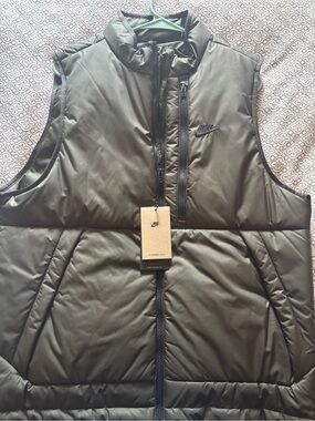 Nike Olive Green Quilted Puffer Vest large